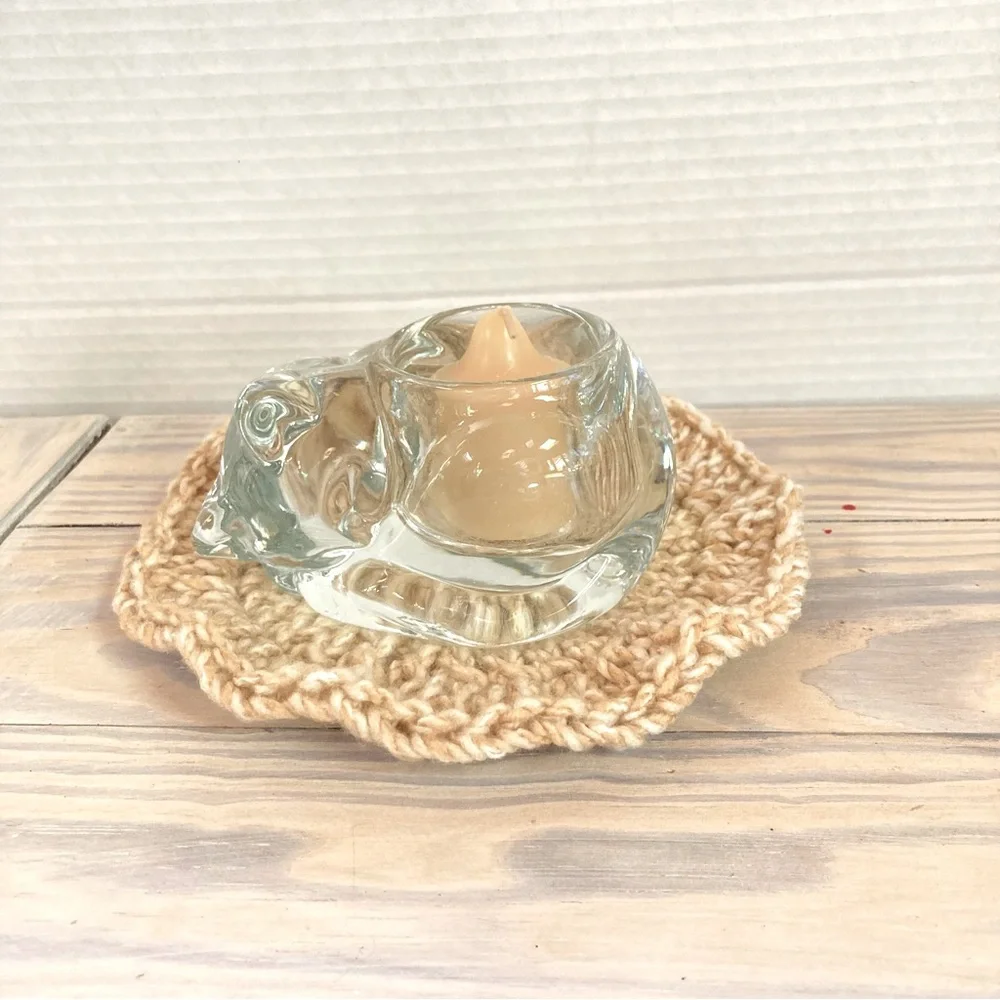 INDIANA GLASS Kitty Cat Glass Votive Candle Holder with Hand Crochet Doily
